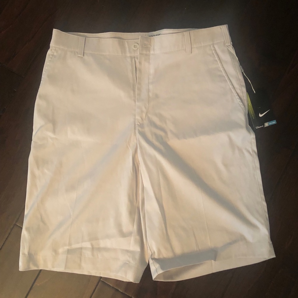 Golf shorts